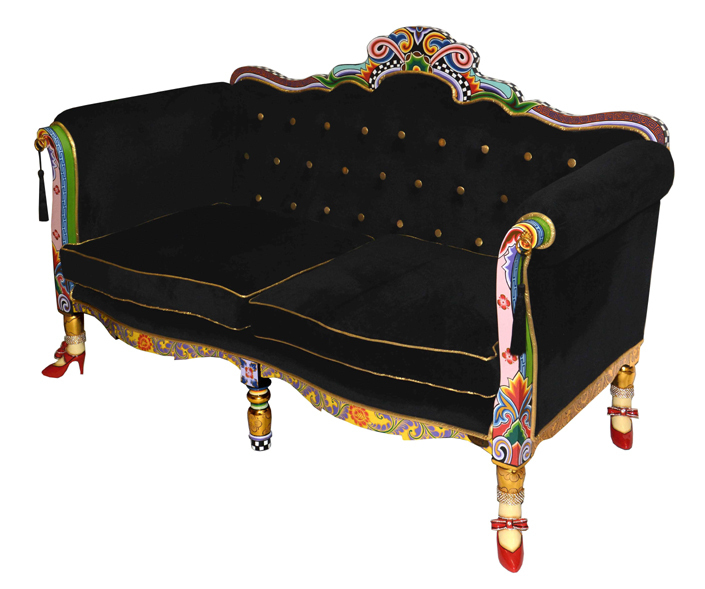 toms-drag-art-sofa-couch-black-versailles-102141