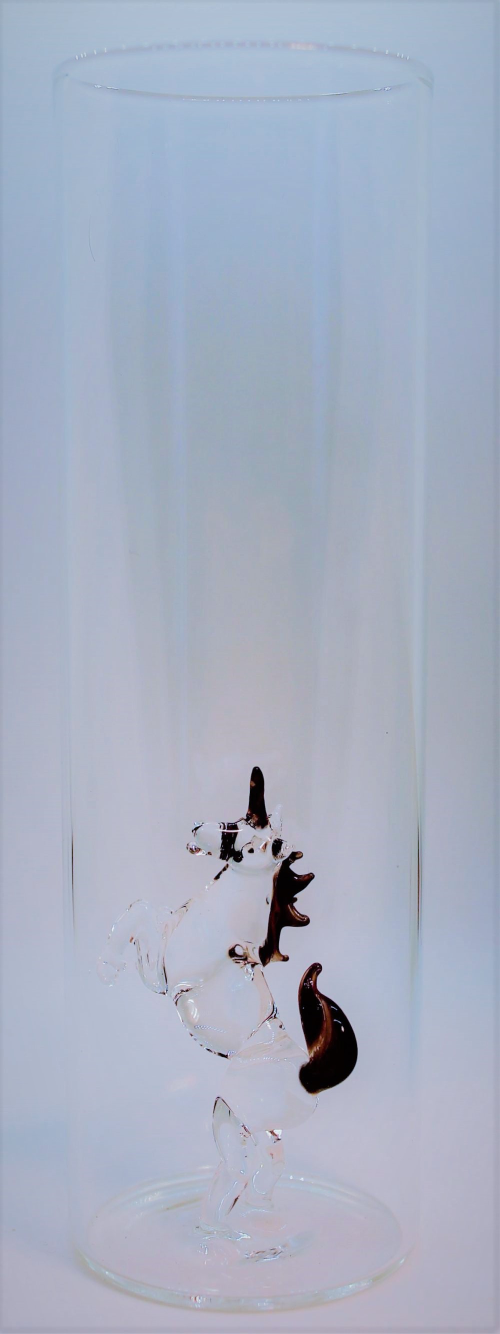 Domglas-Einhorn-rot-braun