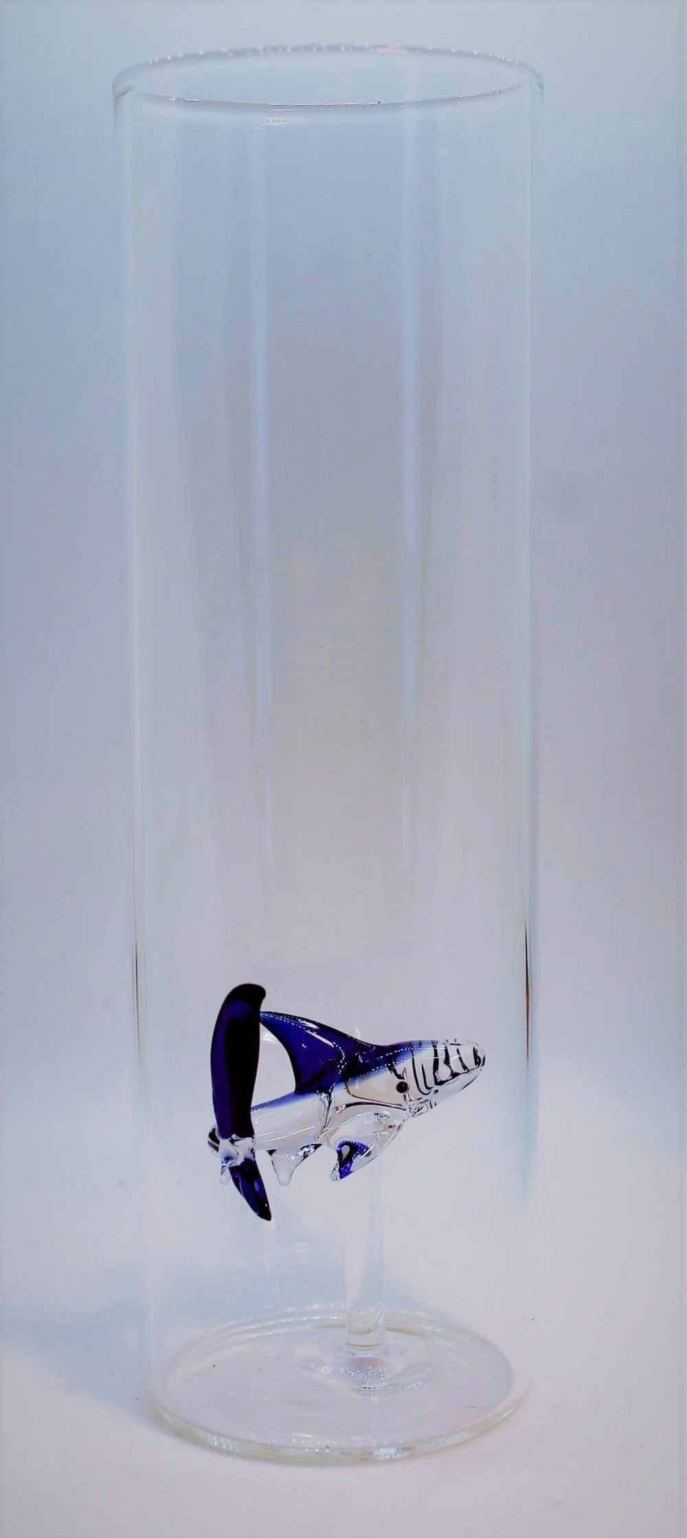 Domglas-Hai-blau